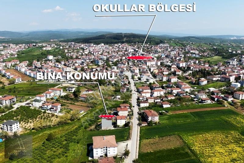 Ferizli Merkez'de - İskanlı 4 Katlı Bina - Okullara Yakın Mesafe — fotoğraf 2