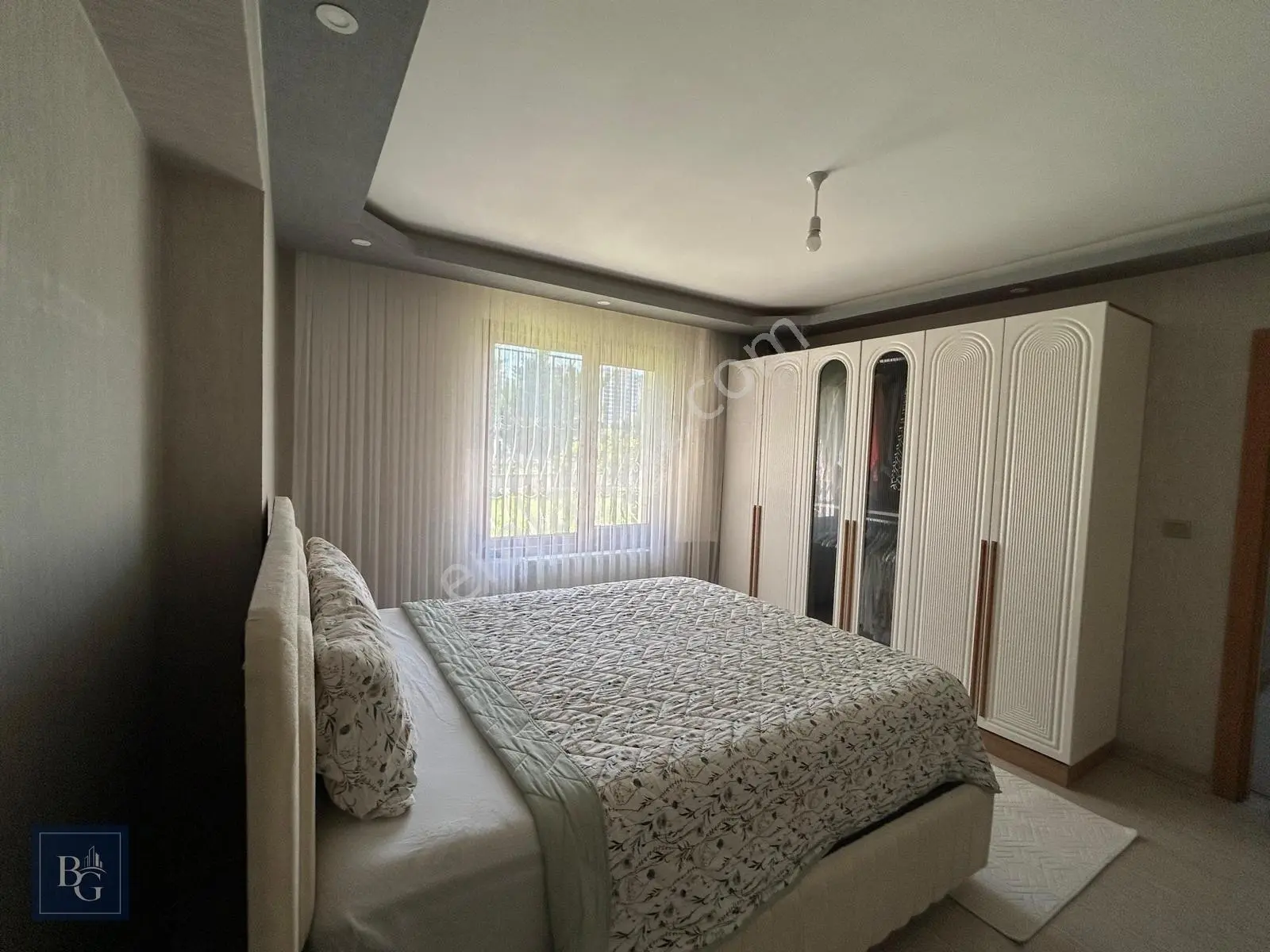 Cadde Üzeri Sitede Asansörlü Çift Banyolu Ultra Yapılı 160m² 3+1 — fotoğraf 11