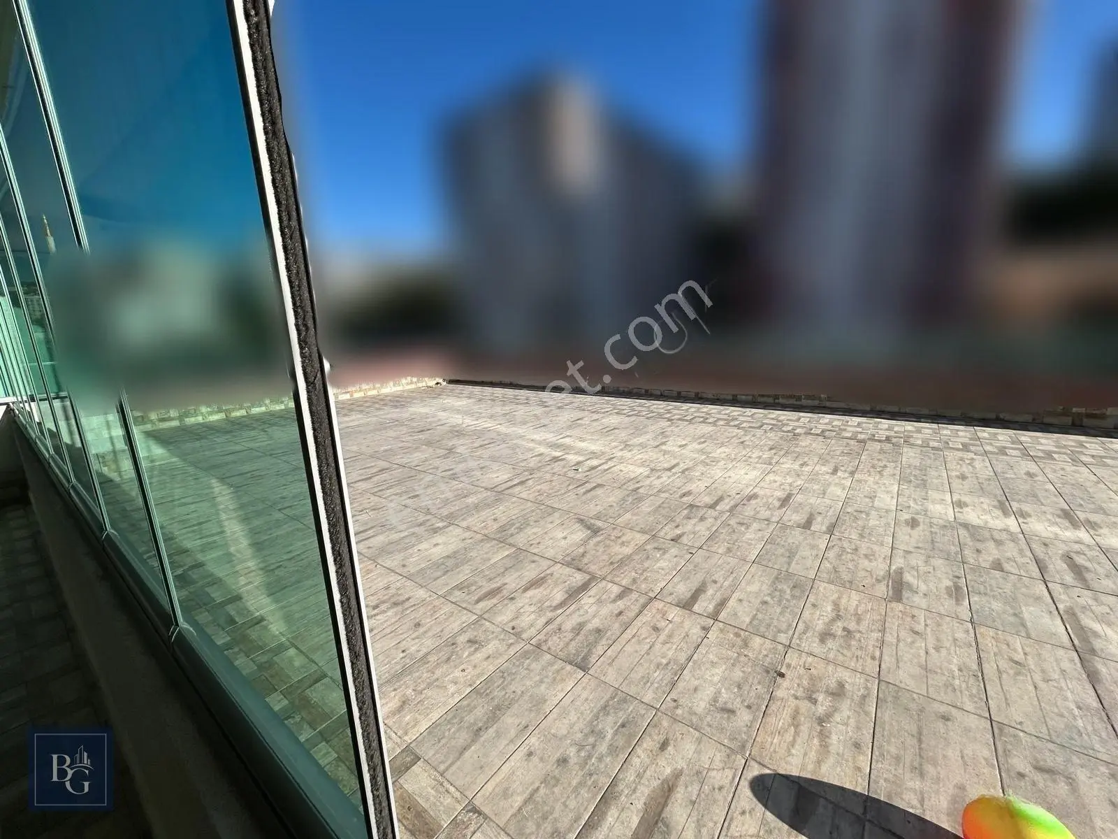 Cadde Üzeri Sitede Asansörlü Çift Banyolu Ultra Yapılı 160m² 3+1 — fotoğraf 13