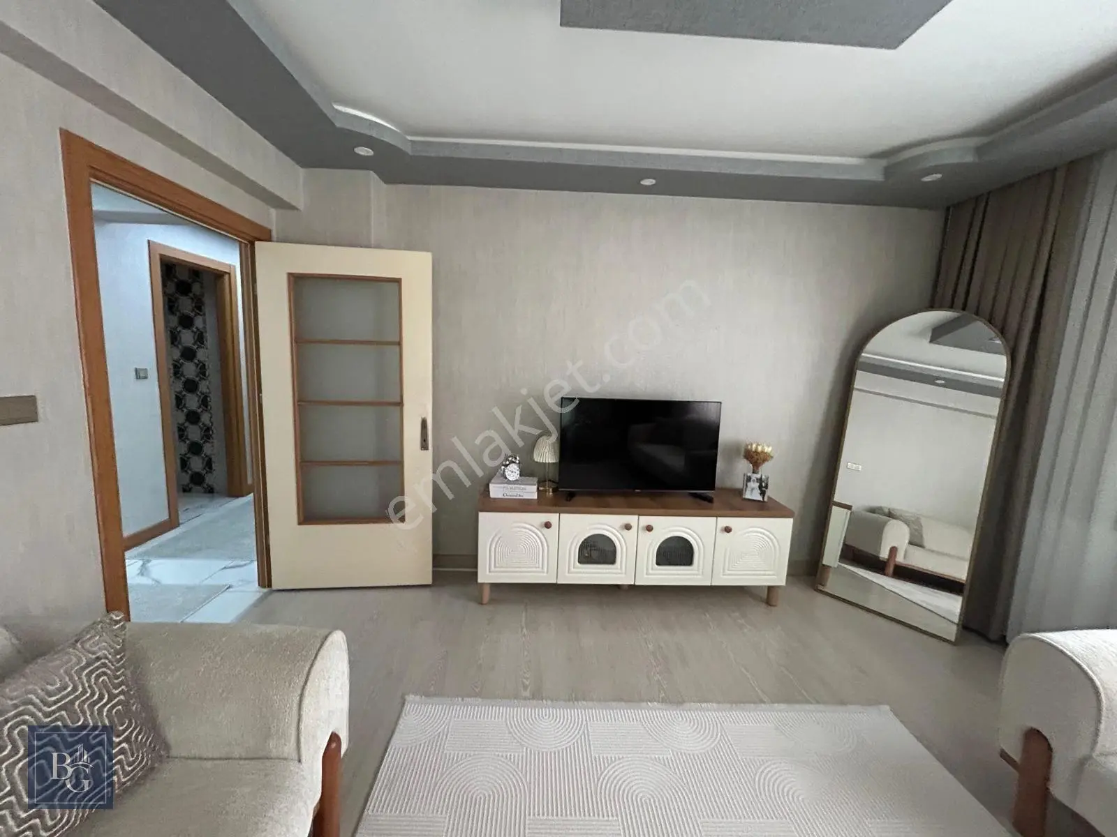 Cadde Üzeri Sitede Asansörlü Çift Banyolu Ultra Yapılı 160m² 3+1 — fotoğraf 24