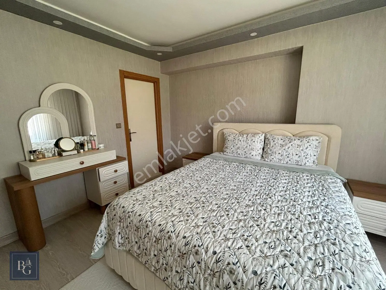 Cadde Üzeri Sitede Asansörlü Çift Banyolu Ultra Yapılı 160m² 3+1 — fotoğraf 28
