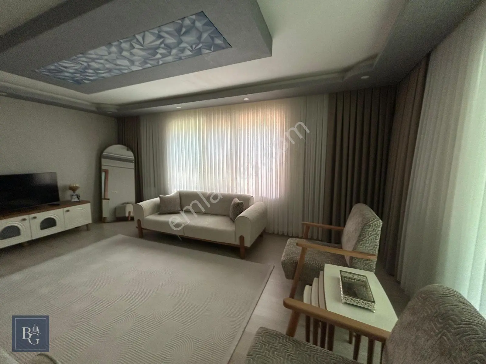 Cadde Üzeri Sitede Asansörlü Çift Banyolu Ultra Yapılı 160m² 3+1 — fotoğraf 32