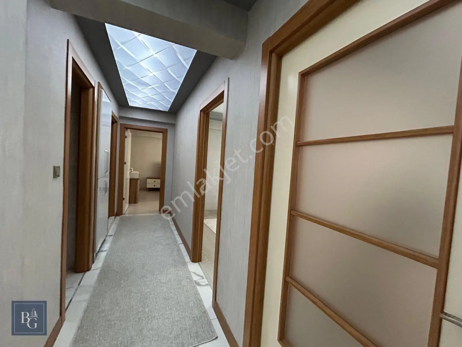 Cadde Üzeri Sitede Asansörlü Çift Banyolu Ultra Yapılı 160m² 3+1 — fotoğraf 33