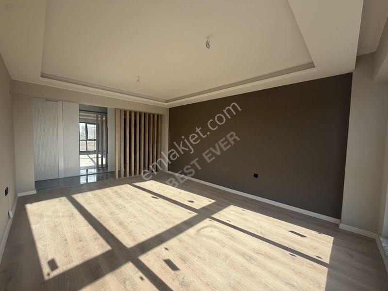 Kayapada 2+1 90 M2 Net Satılık Daire — fotoğraf 4