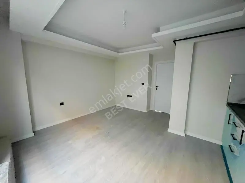 Üçevlerde Full Kredili Satılık 1+1 Yatırım Fırsatı — fotoğraf 4