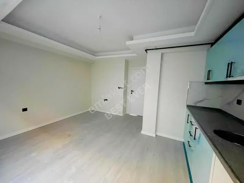 Üçevlerde Full Kredili Satılık 1+1 Yatırım Fırsatı — fotoğraf 5