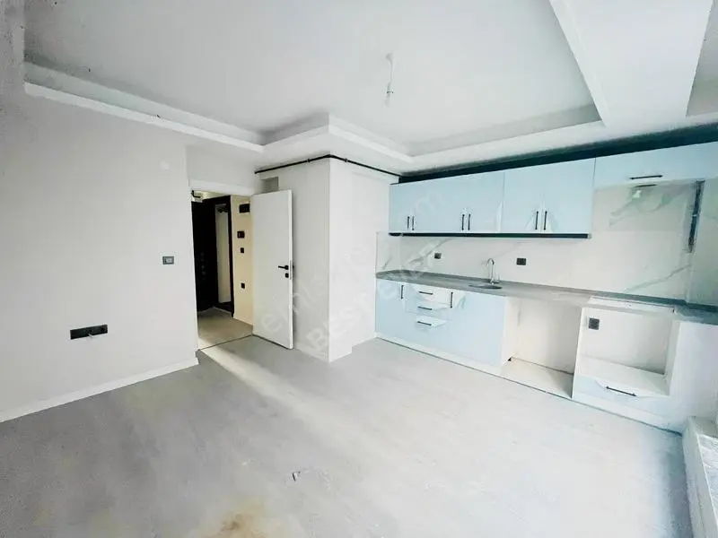 Üçevlerde Full Kredili Satılık 1+1 Yatırım Fırsatı — fotoğraf 8