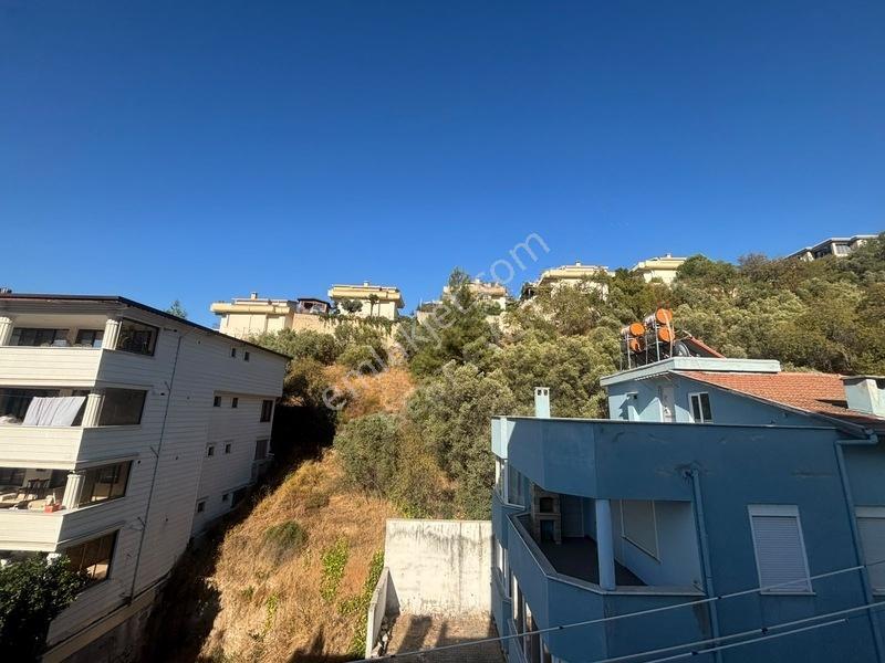 Güzelyalı Altınkum'da Deniz Manzaralı 1+1 Özel Tasarım Daire — fotoğraf 10