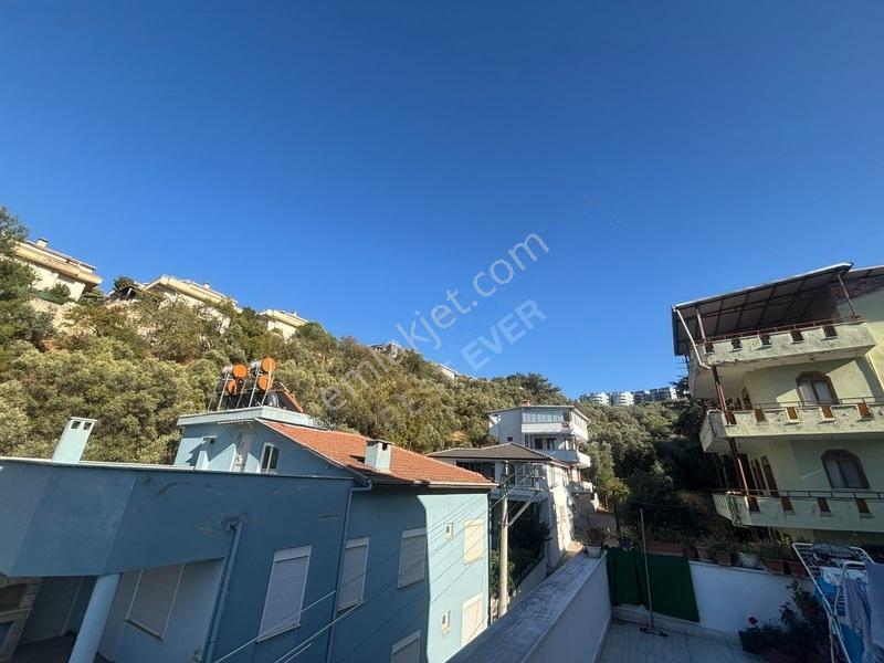 Güzelyalı Altınkum'da Deniz Manzaralı 1+1 Özel Tasarım Daire — fotoğraf 13