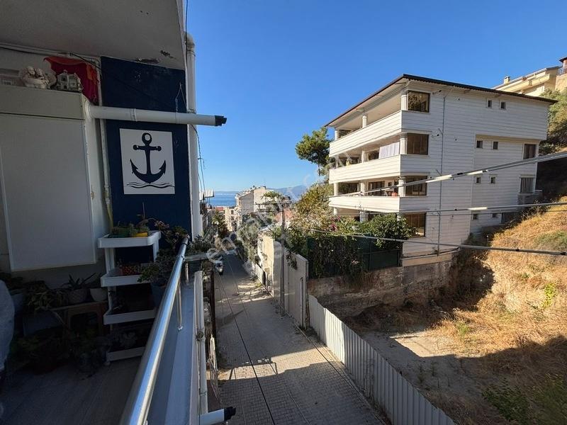Güzelyalı Altınkum'da Deniz Manzaralı 1+1 Özel Tasarım Daire — fotoğraf 17