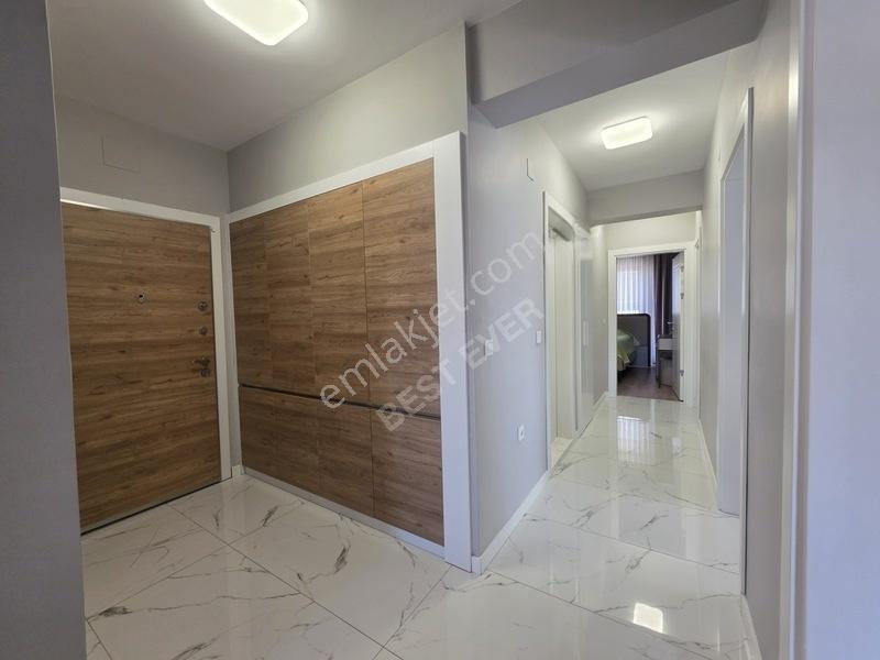 Kayapa'da 3.5+1 140m2 Vonsteel Avm'nin Yanı Başında Fırsat Mülk — fotoğraf 3