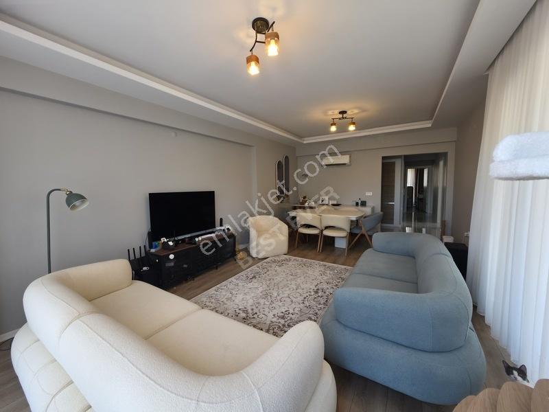 Kayapa'da 3.5+1 140m2 Vonsteel Avm'nin Yanı Başında Fırsat Mülk — fotoğraf 8