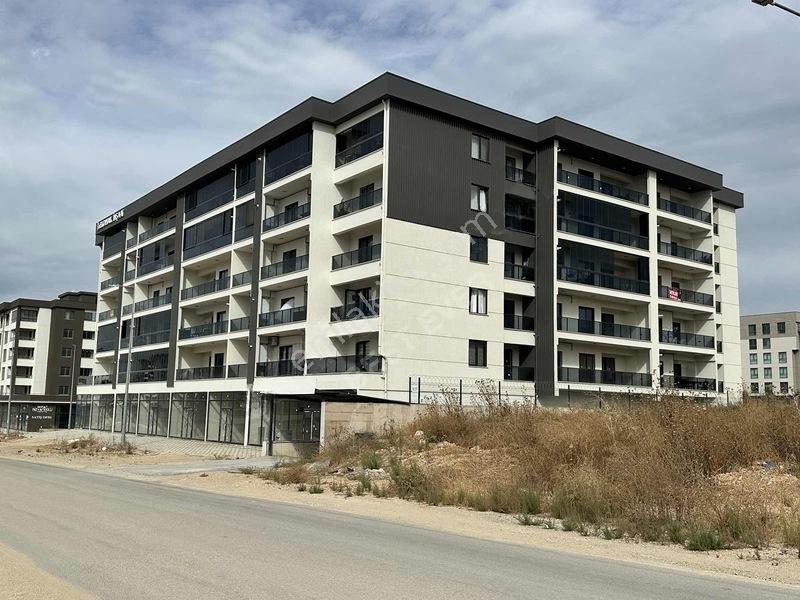Satılık Giyinme Odalı Genış 2.5+1 Daıre — fotoğraf 3