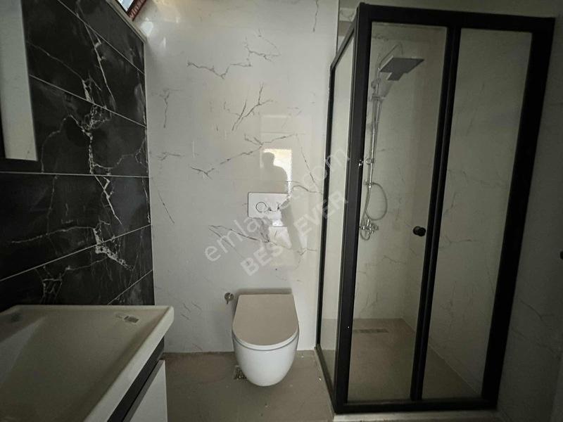 Satılık Giyinme Odalı Genış 2.5+1 Daıre — fotoğraf 13