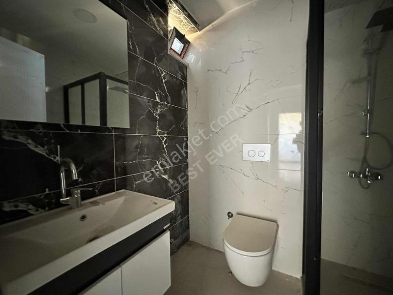 Satılık Giyinme Odalı Genış 2.5+1 Daıre — fotoğraf 14