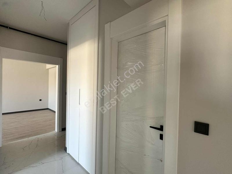 Satılık Giyinme Odalı Genış 2.5+1 Daıre — fotoğraf 27