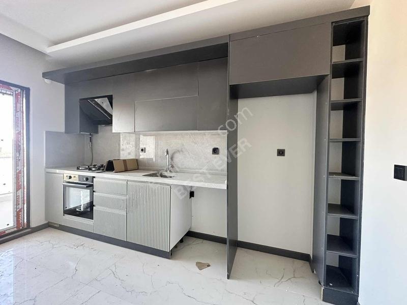 Satılık Giyinme Odalı Genış 2.5+1 Daıre — fotoğraf 29