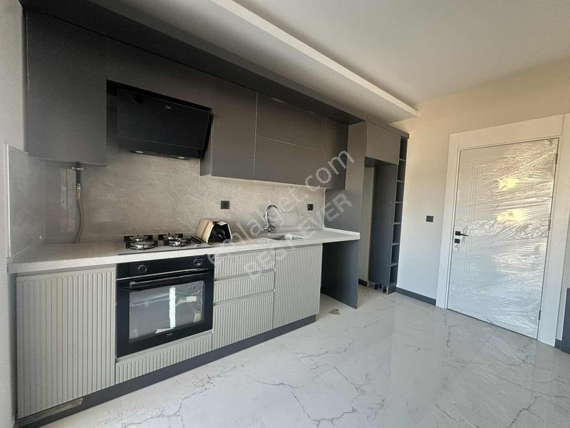 Satılık Giyinme Odalı Genış 2.5+1 Daıre — fotoğraf 32