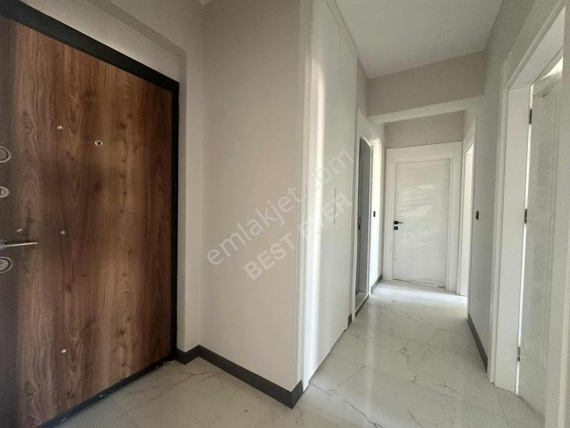 Satılık Giyinme Odalı Genış 2.5+1 Daıre — fotoğraf 33