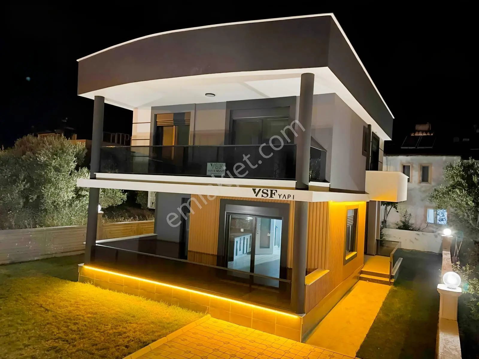 Yamaç Emlaktan Satılık Deniz Manzaralı Müstakil Villa!