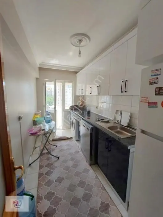 Mertcan'dan Hürriyet Mah İskanlı Site İçi Balkonlu 3+1 Daire — fotoğraf 7