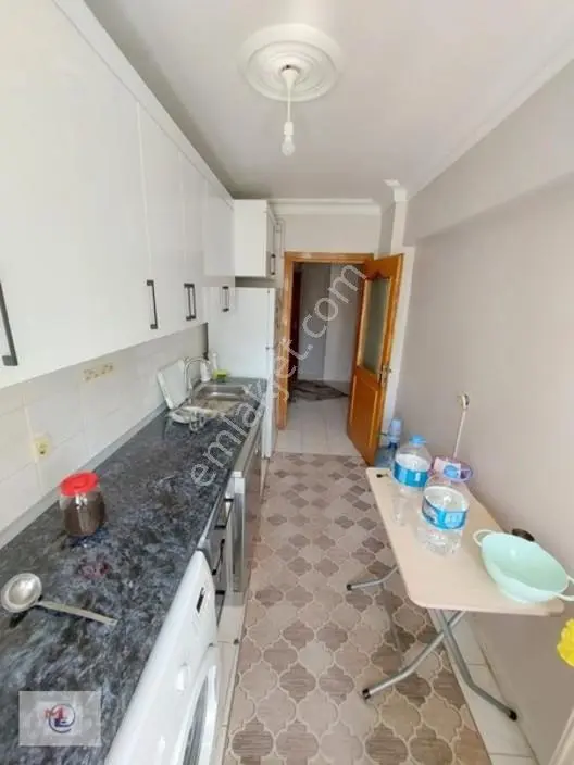Mertcan'dan Hürriyet Mah İskanlı Site İçi Balkonlu 3+1 Daire — fotoğraf 8