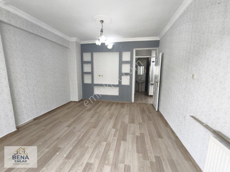Bena Emlak 2+1 İskanlı Arka Cephe Palmiye Sitesinin Arkasında. — fotoğraf 4
