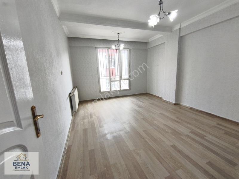 Bena Emlak 2+1 İskanlı Arka Cephe Palmiye Sitesinin Arkasında. — fotoğraf 17