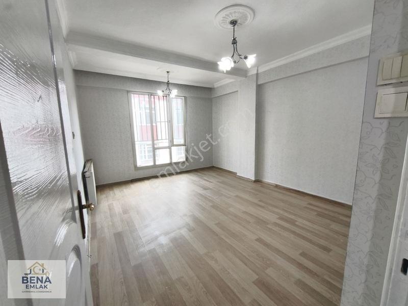 Bena Emlak 2+1 İskanlı Arka Cephe Palmiye Sitesinin Arkasında. — fotoğraf 18