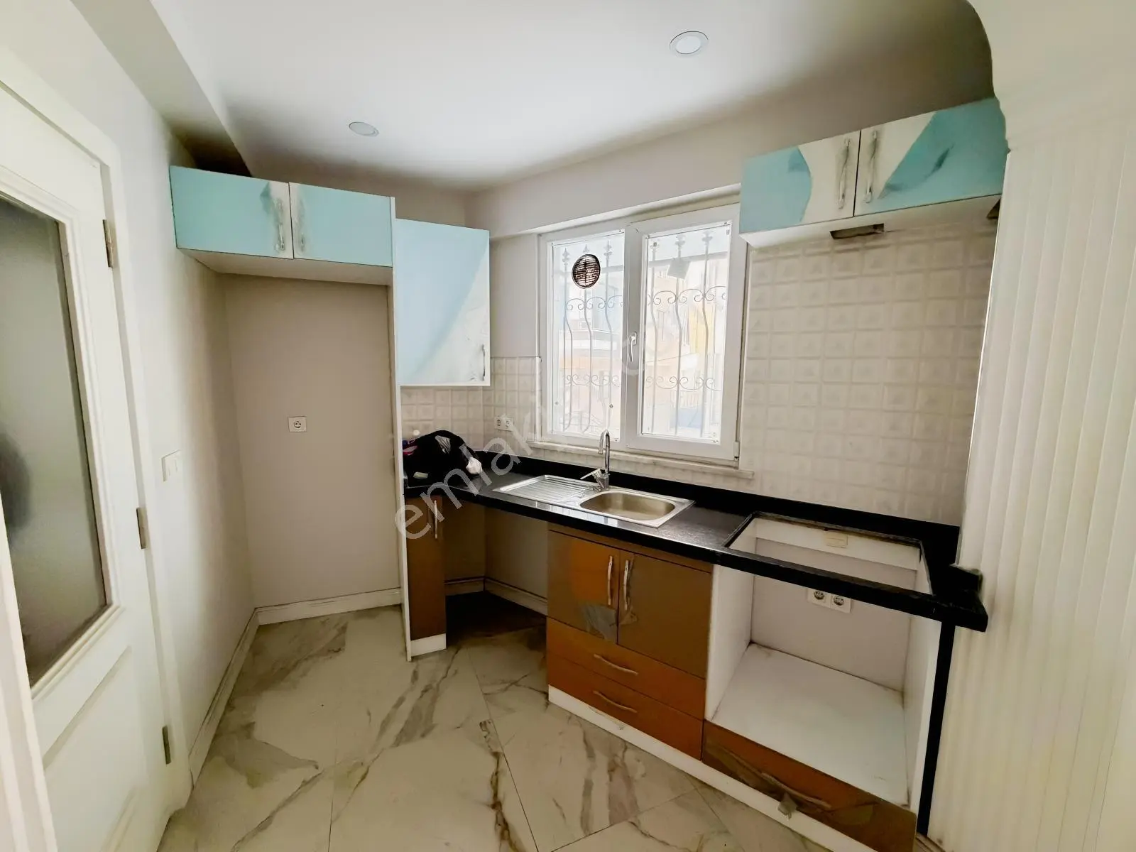 Güngören Merkez'de 1+1 Satılık Sıfır Daire — fotoğraf 5