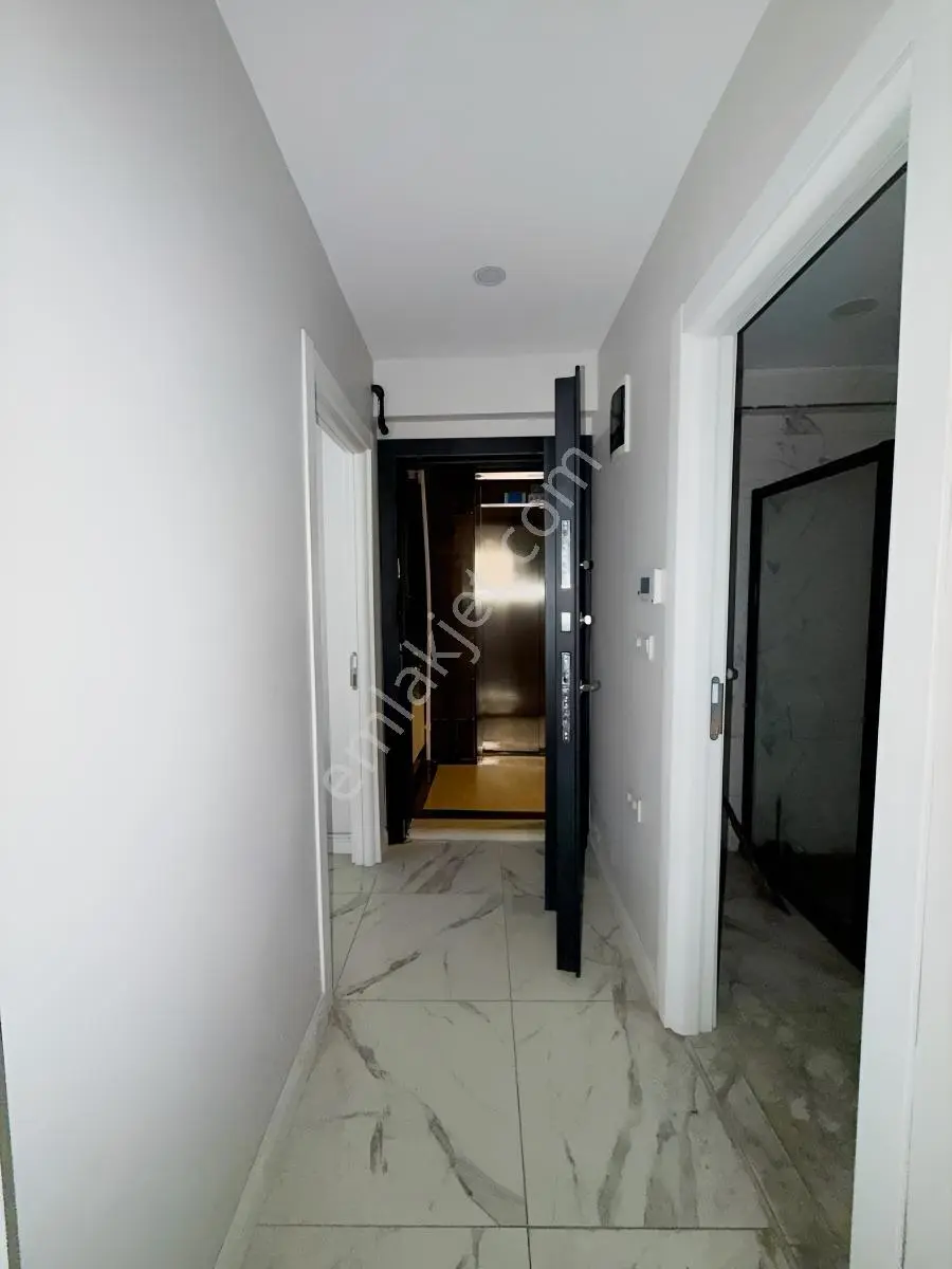 Güngören Merkez'de 1+1 Satılık Sıfır Daire — fotoğraf 7