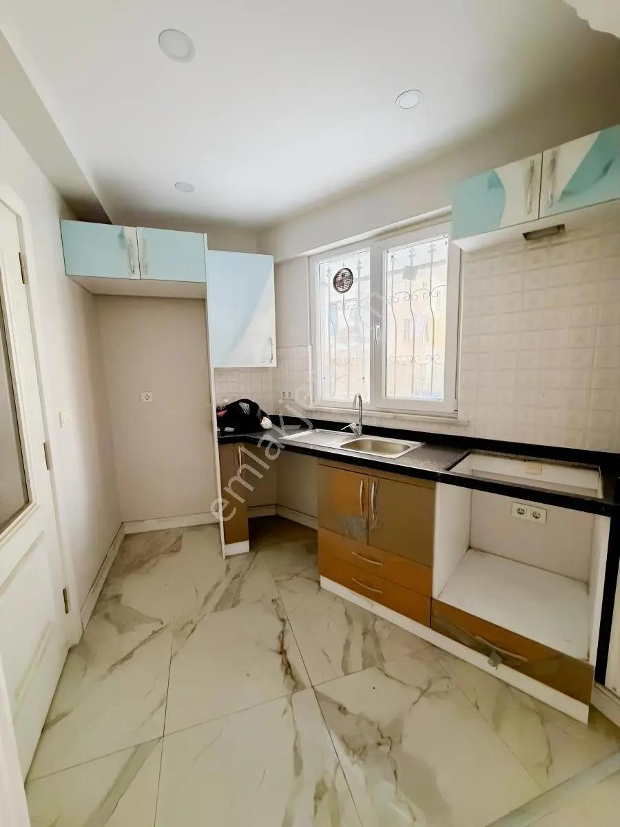 Güngören Merkez'de 1+1 Satılık Sıfır Daire — fotoğraf 11
