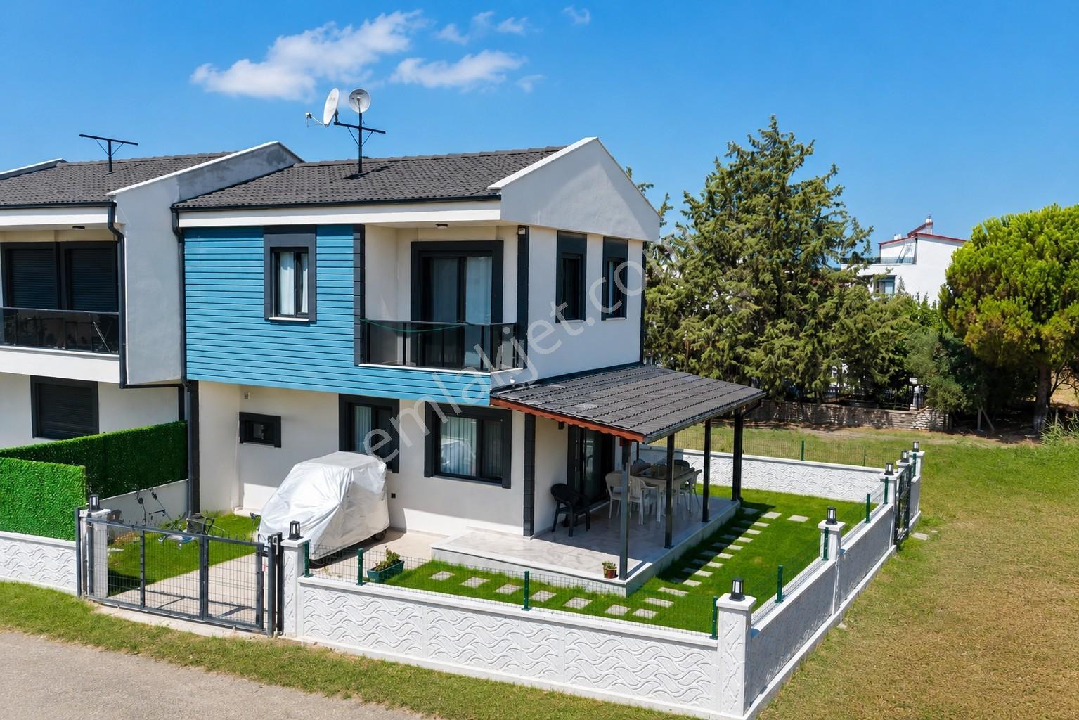 Umas Solutıon'dan Müstakil Bahçe Kullanımına Sahip - 3+1 Villa — fotoğraf 2
