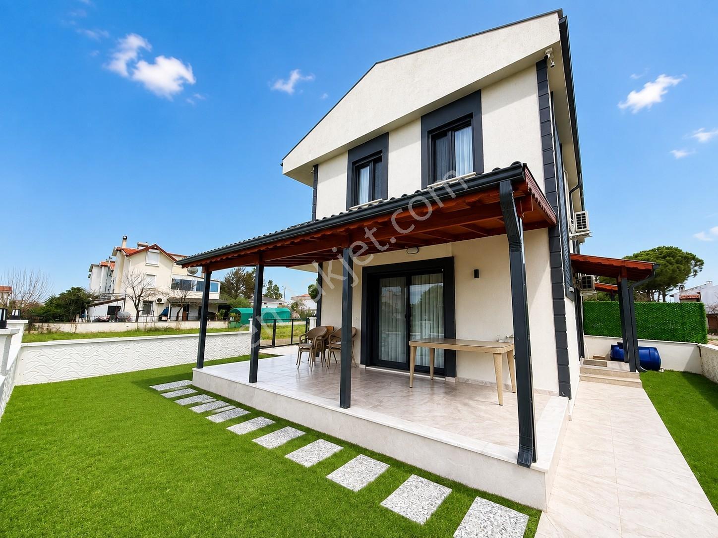 Umas Solutıon'dan Müstakil Bahçe Kullanımına Sahip - 3+1 Villa — fotoğraf 4