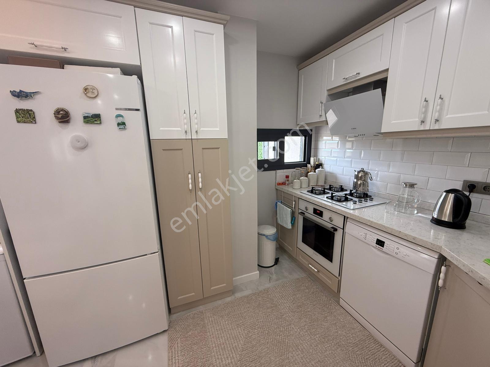 Umas Solutıon'dan Müstakil Bahçe Kullanımına Sahip - 3+1 Villa — fotoğraf 11