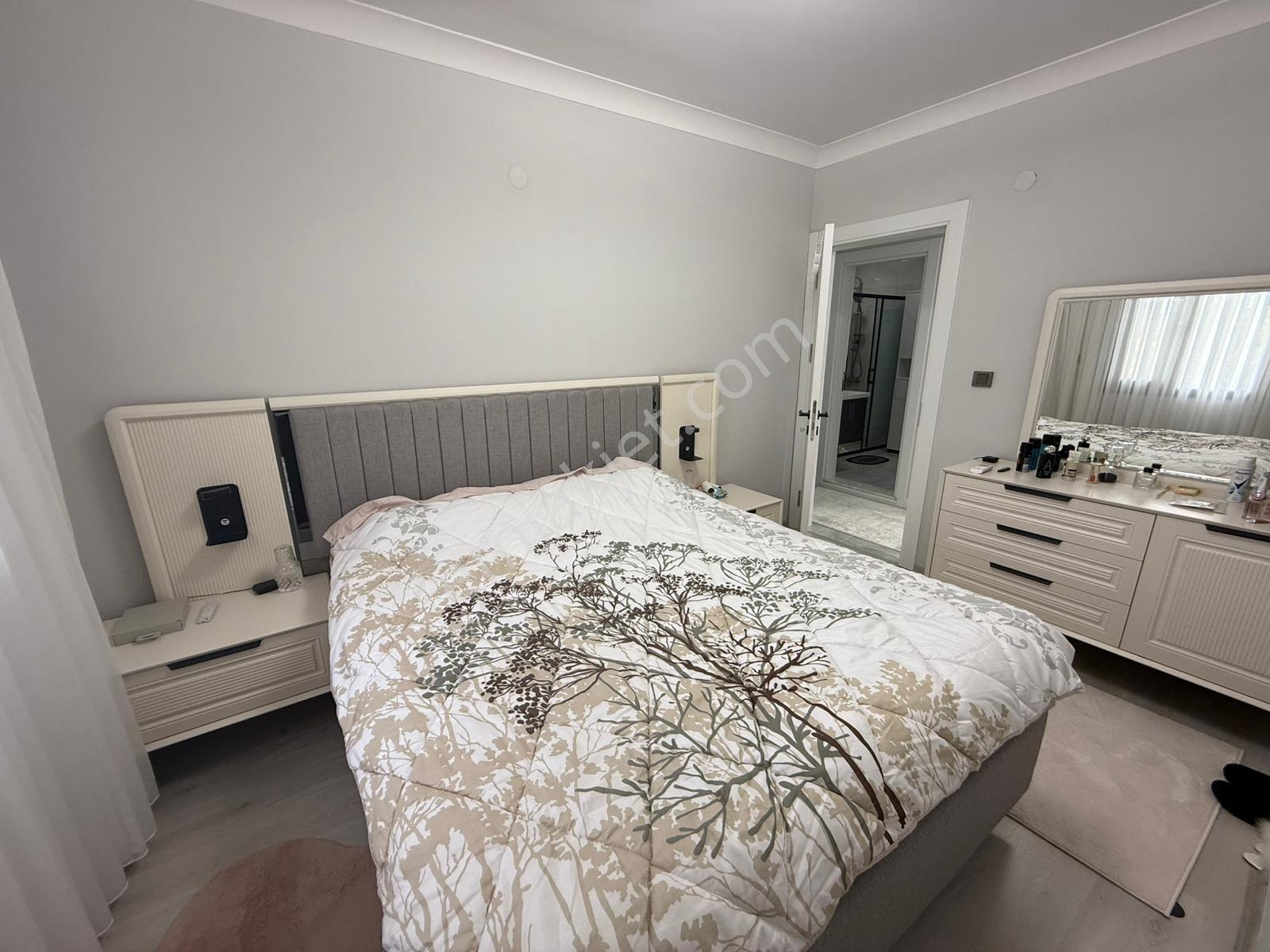 Umas Solutıon'dan Müstakil Bahçe Kullanımına Sahip - 3+1 Villa — fotoğraf 18