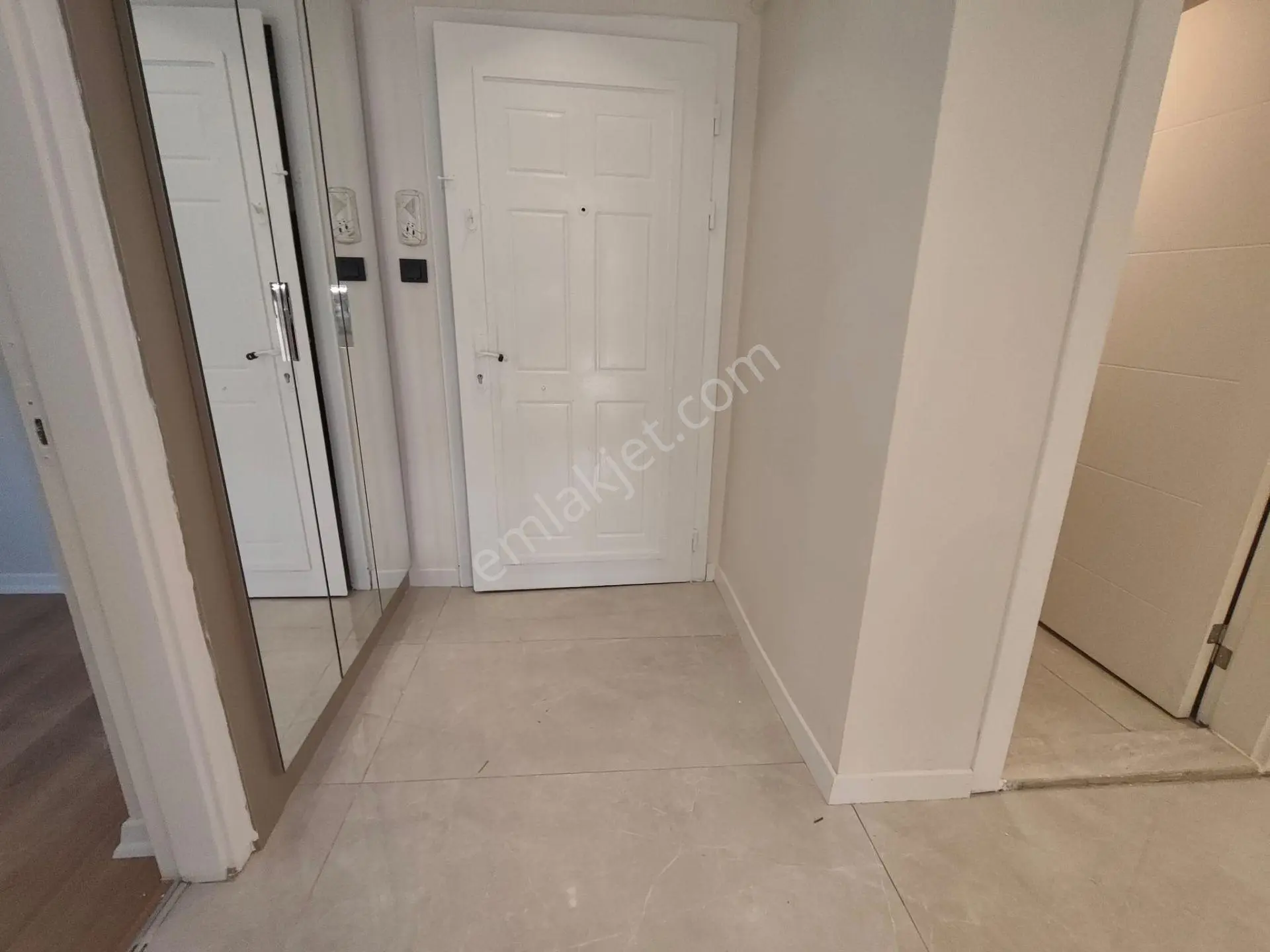 Yılmaz Gayrimenkul Plevene Mh 3+1arakat Lüx Yapılı 3.975pz 130m2 — fotoğraf 6