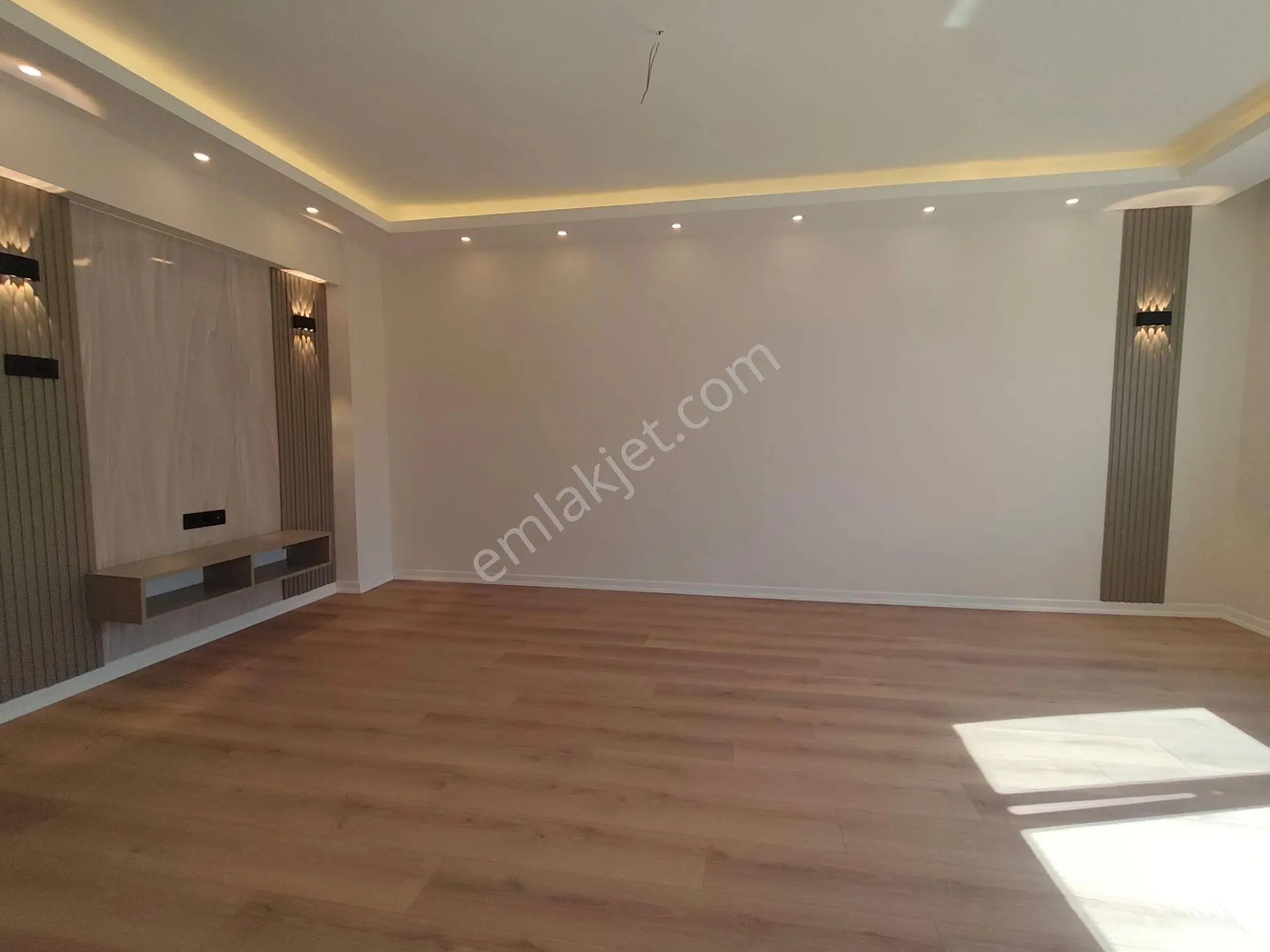 Yılmaz Gayrimenkul Plevene Mh 3+1arakat Lüx Yapılı 3.975pz 130m2 — fotoğraf 10