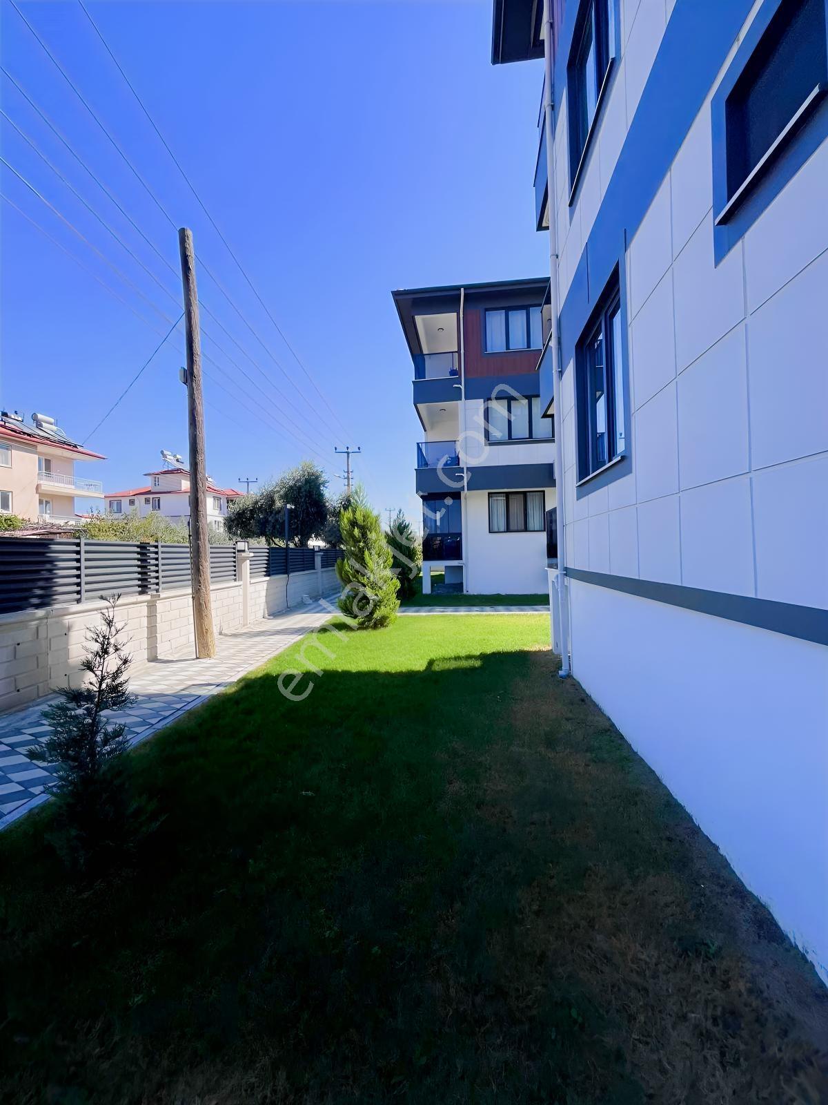 Ortaca Da Havuzlu Site İçerisinde Satılık 1+1 Daire — fotoğraf 5