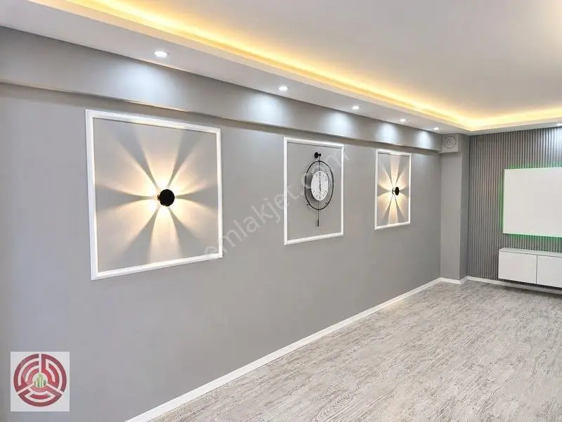 Emir Grup'tan Muradiye'de Ultra Lüx Satılık 2+1 Ön Cephe Daire — fotoğraf 3