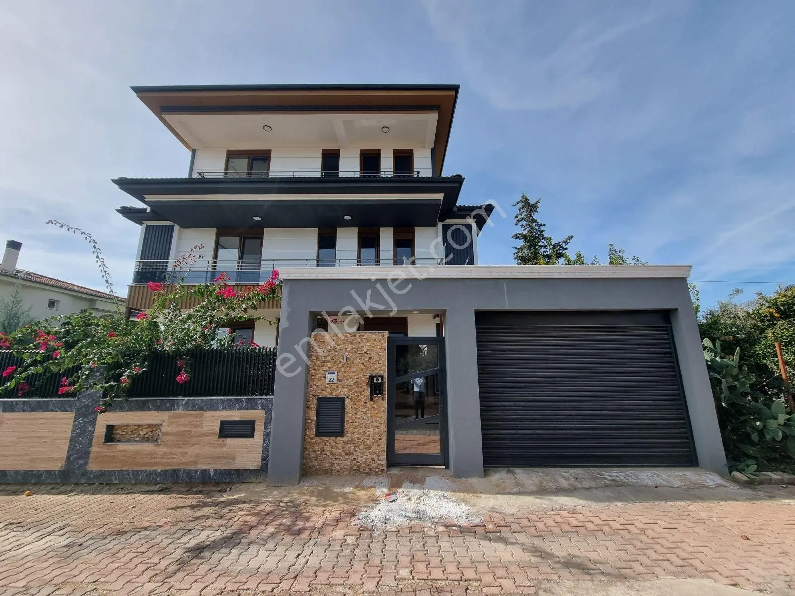 Yeşilbayır Orfe Çiftliği Yakını Satılık 8+1 Lüks Villa — fotoğraf 3