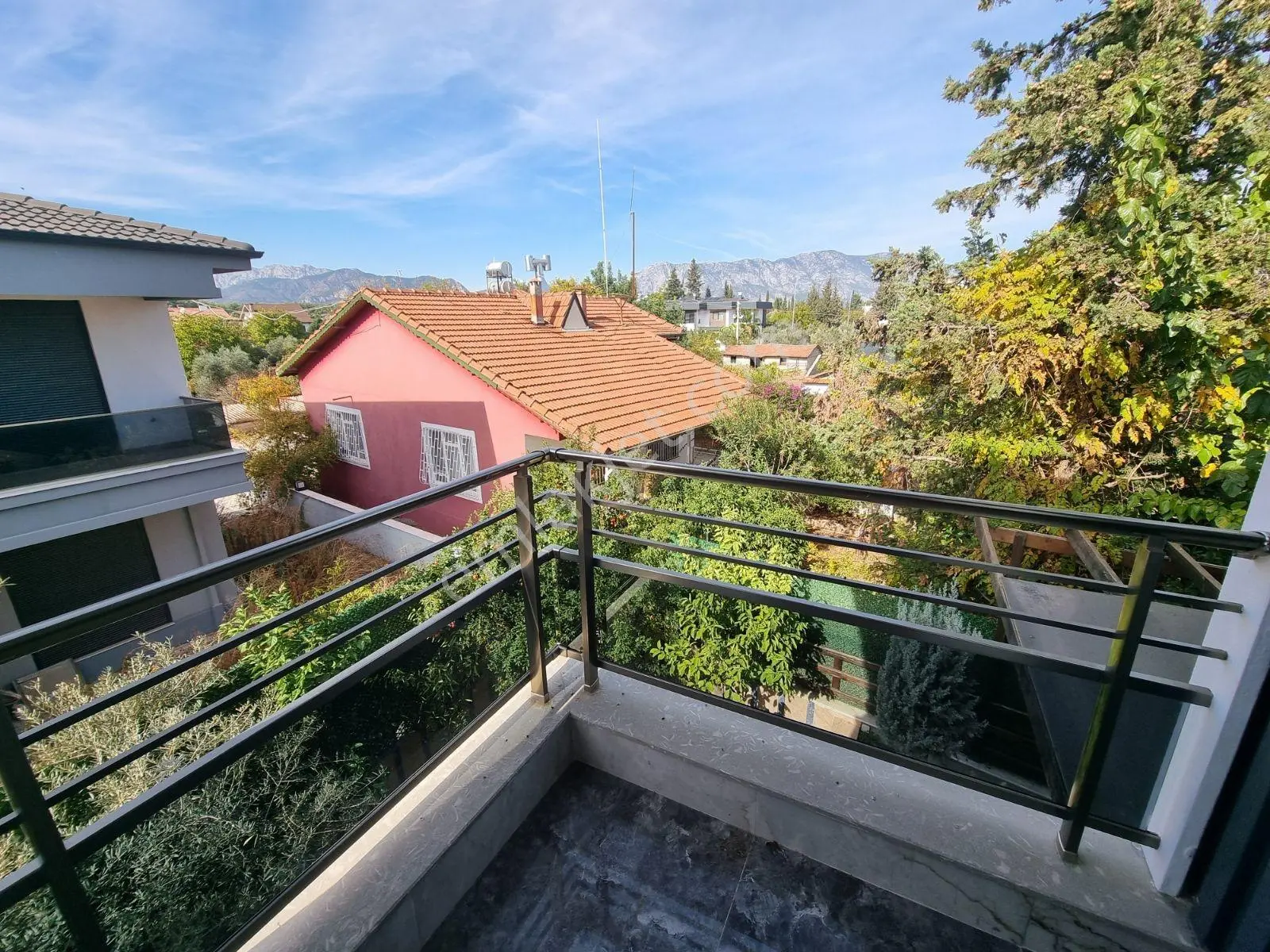 Yeşilbayır Orfe Çiftliği Yakını Satılık 8+1 Lüks Villa — fotoğraf 31