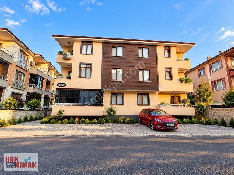 Hak Emlaktan Aziziye Mahde Büyük Fırsat Satılık Eşyalı 1+1 Daire