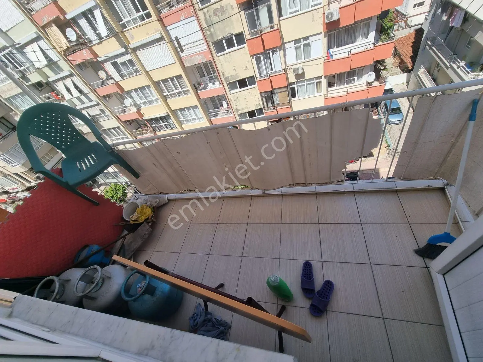 Teomanpaşa Cd Üzeri Katta Tek 3+1 Satılık Daire — fotoğraf 4