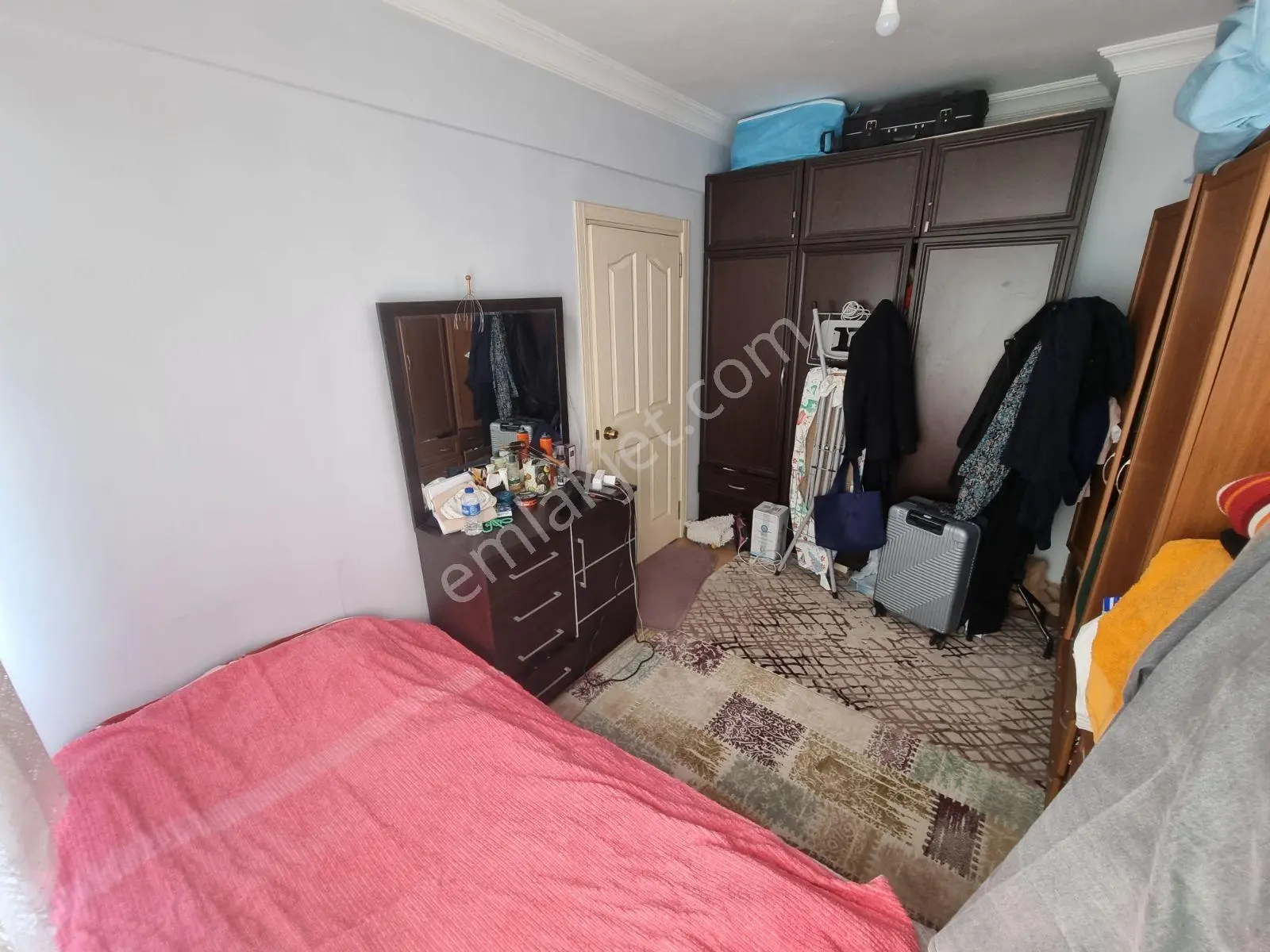 Teomanpaşa Cd Üzeri Katta Tek 3+1 Satılık Daire — fotoğraf 14