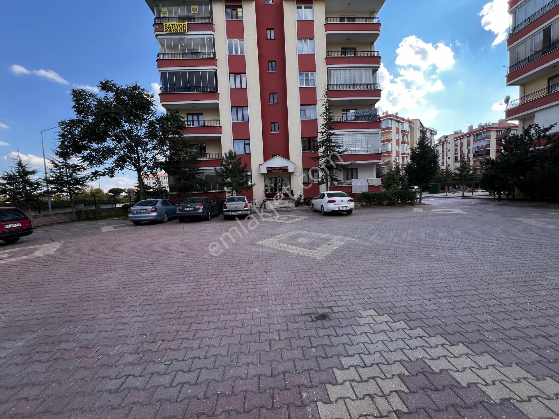 Fetih Cd Muhsinyazıcıoğlu Park Cepheli — fotoğraf 2