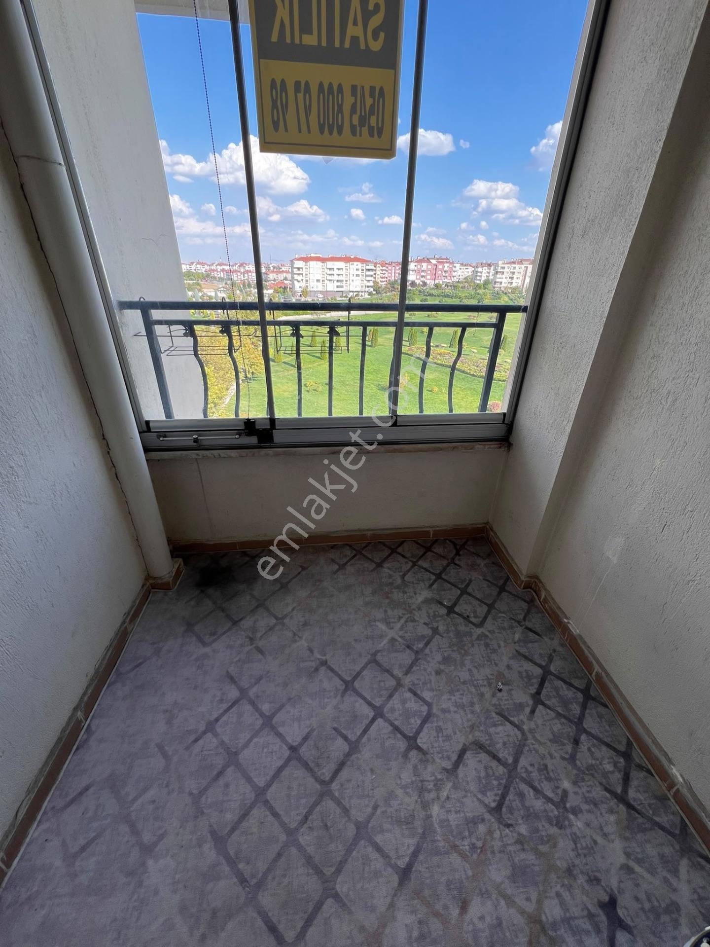 Fetih Cd Muhsinyazıcıoğlu Park Cepheli — fotoğraf 18