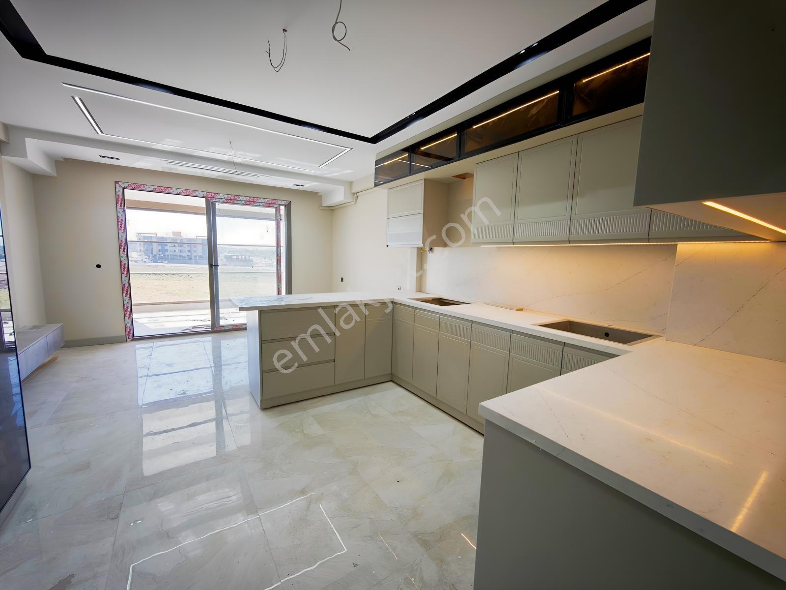 Evbul'dan Gültepede Satılık Lüks 3.5+1 Daire — fotoğraf 4