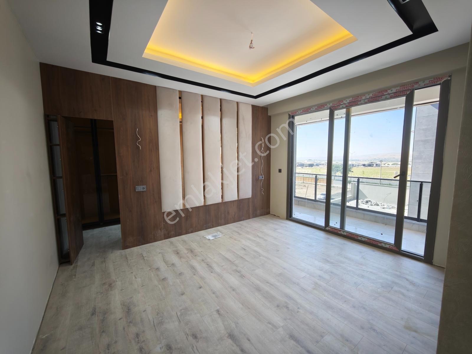 Evbul'dan Gültepede Satılık Lüks 3.5+1 Daire — fotoğraf 11