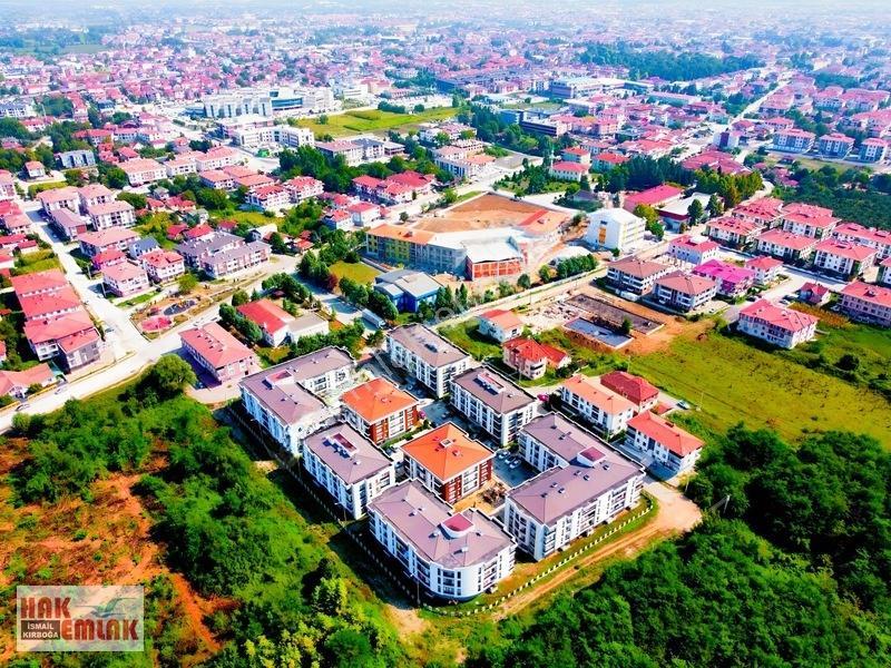 Hak Emlak'tan Aziziye'de Site İçi Hazır Kiracılı 2+1 Daire — fotoğraf 4